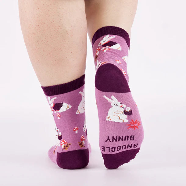 Snuggle Bunny | Women's Crew