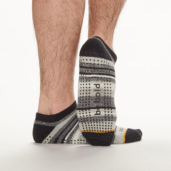 Sticky Be Socks (@stickybesocks)