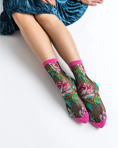 English Rose | Black Sheer Crew Sock