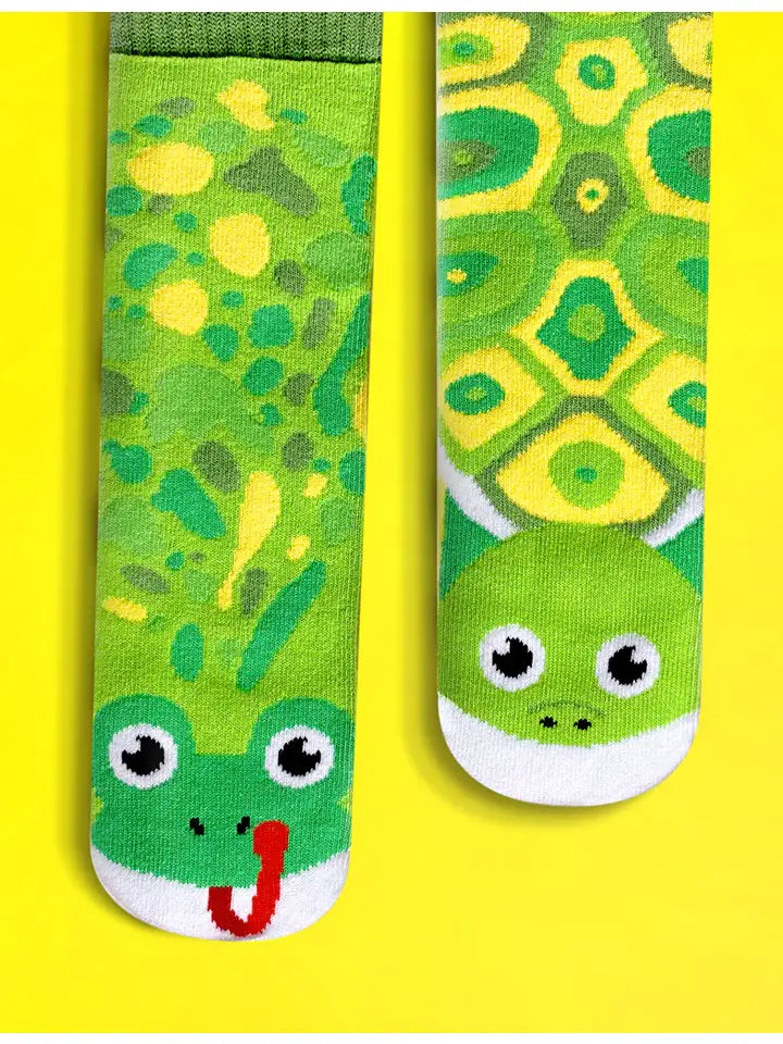 Frog & Turtle | Adult Socks | Mismatched Cute Crazy Fun Socks - OLD STOCK LAST CHANCE