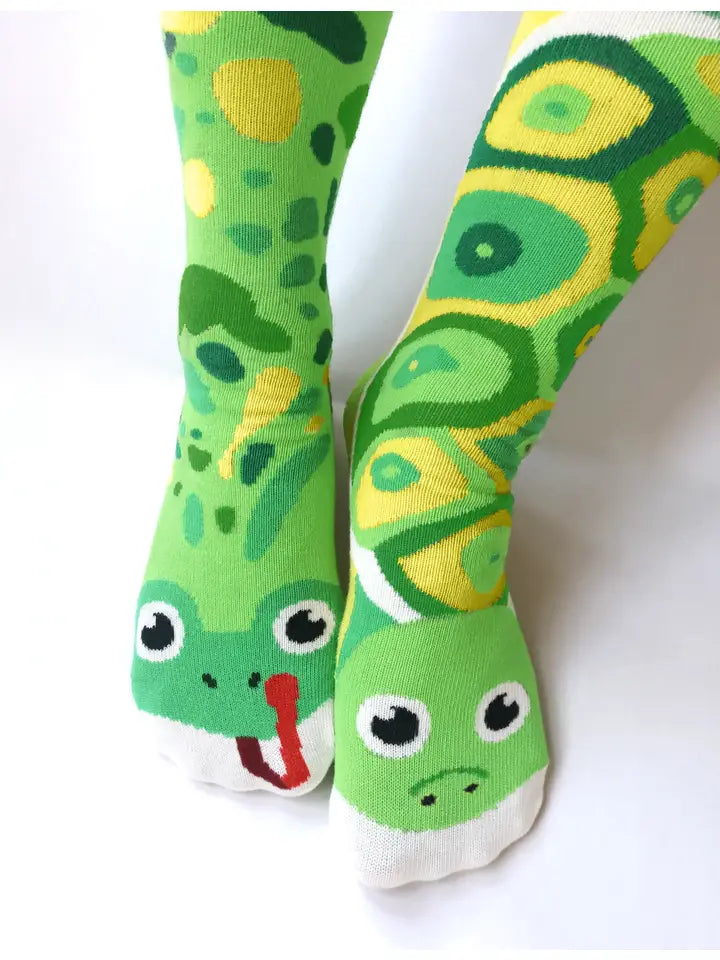 Frog & Turtle | Adult Socks | Mismatched Cute Crazy Fun Socks - OLD STOCK LAST CHANCE