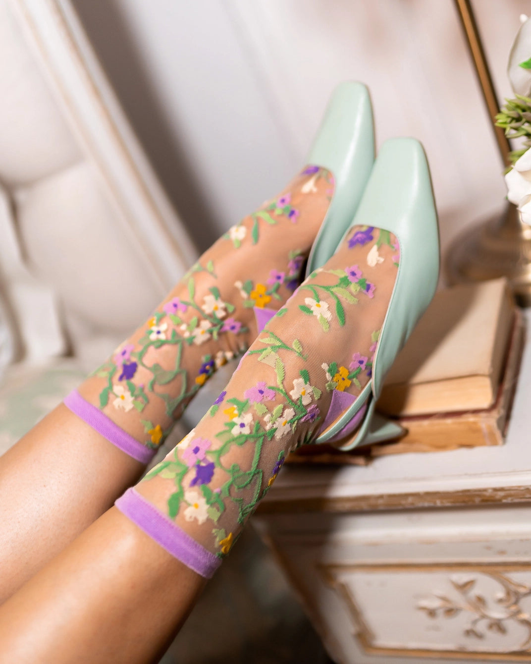 Heart Floral | Sheer Crew Sock