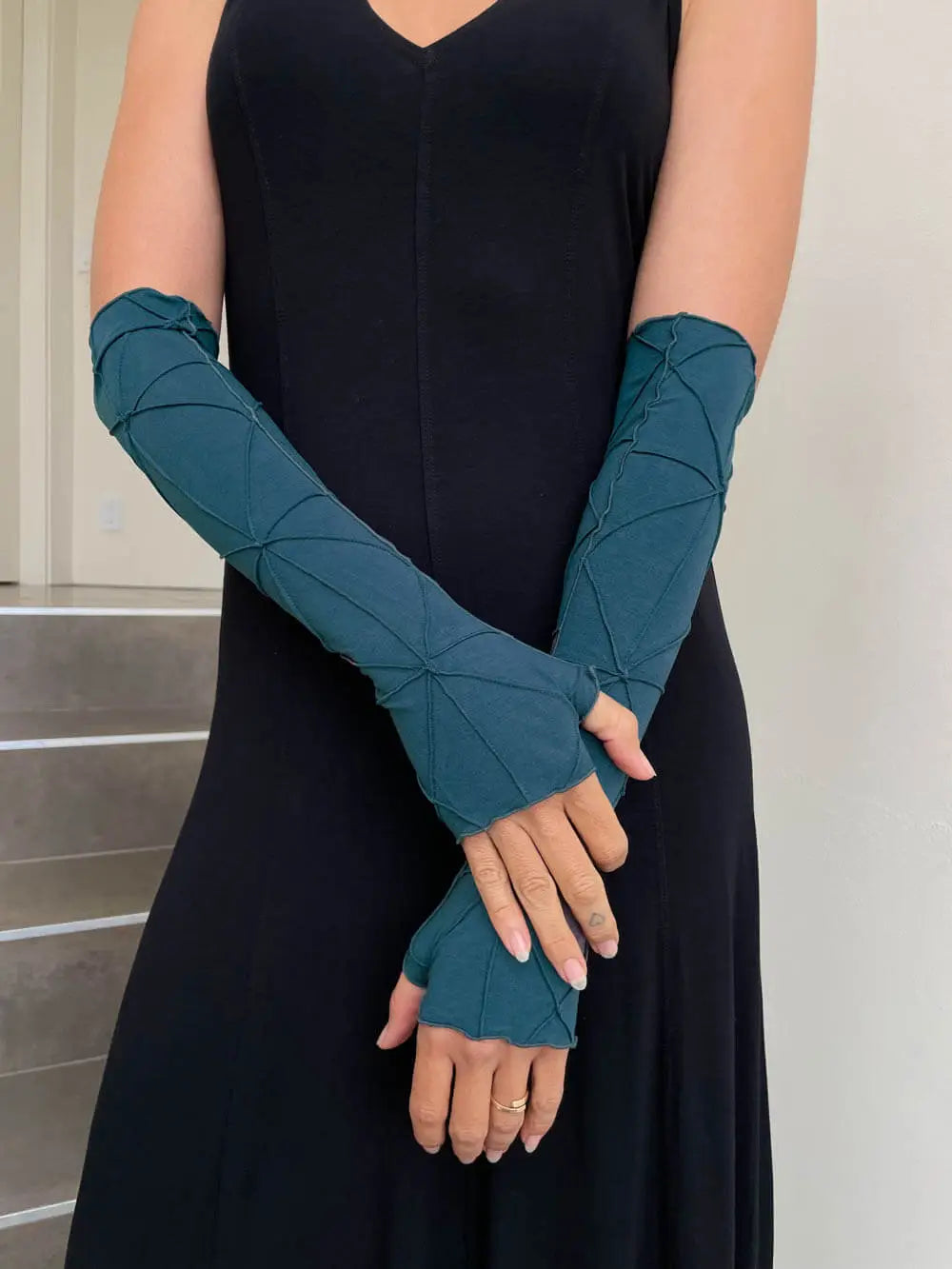 Texture Fingerless Gloves | Opera Length