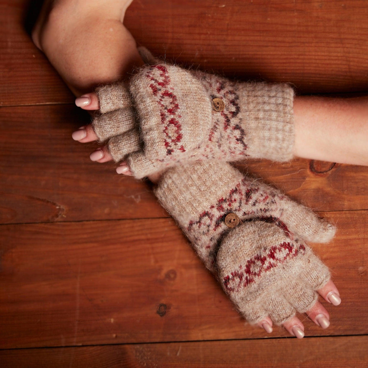 Something Romantic, Heavy Goat Wool, Fingerless Gloves - Siberia Spirit - The Sock Monster